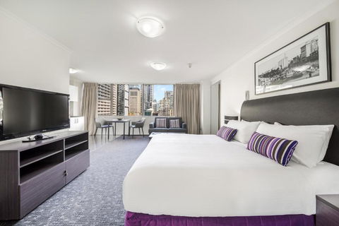 Oaks Sydney Hyde Park Suites - Darwin Holiday 1