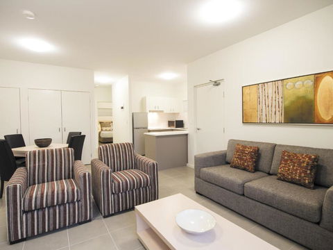 Oaks Middlemount Suites - Darwin Holiday 2