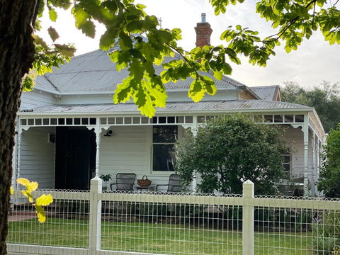 Oakview Country House Maffra - Darwin Holiday 0