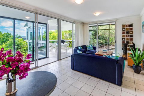 Oasis 1, 2 Bedroom, 1 Bathroom Apartment With Buggy! - Darwin Holiday 1