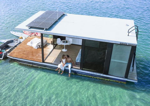 Oasis Noosa - Luxury Floating Eco Villas - Darwin Holiday 0