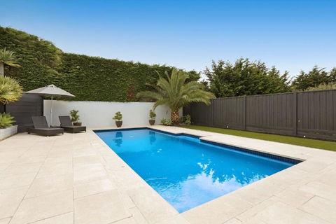 Oasis Portsea - Darwin Holiday 1