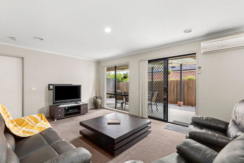 Oasis Springs - Darwin Holiday 3