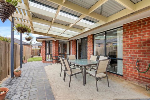 Oasis Springs - Darwin Holiday 1