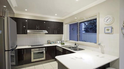 Ocean Beach Holiday House - Darwin Holiday 3