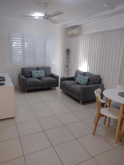 Ocean Breeze Apartments - Darwin Holiday 2