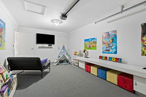 Ocean Dreams- Perfect Whole Family Getaway! Kids Games Room, Pet Friendly! - Darwin Holiday 1