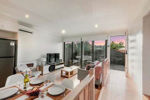 Ocean Grace By The River And Ocean Pet Friendly - Darwin Holiday 1