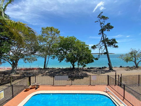 Ocean Shores UP - Burrum Heads- Riverfront - Pool -2BR - Darwin Holiday 0
