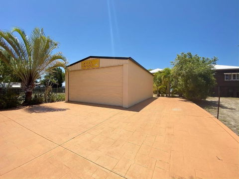 Ocean Shores UP - Burrum Heads- Riverfront - Pool -2BR - Darwin Holiday 3