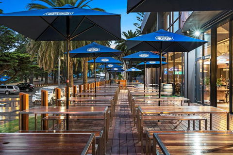 North Pier Hotel - Darwin Holiday 1