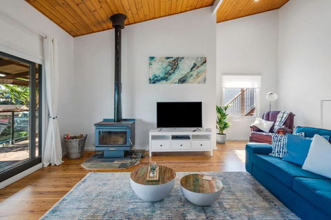 Ocean Views Beach Retreat - Darwin Holiday 2