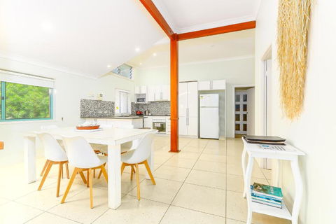 Ocean View Apartments By Kingscliff Accommodation - Darwin Holiday 1