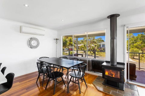 Ocean View Escape W 3BR & 2BA - Darwin Holiday 3