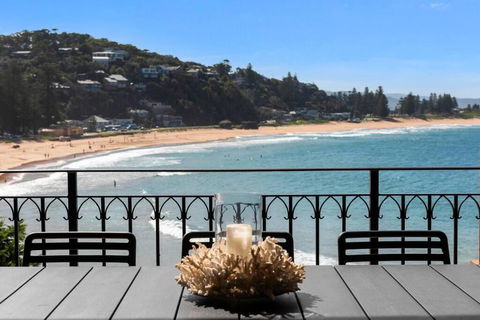 Ocean View Palm Beach - By Betina King - Darwin Holiday 1