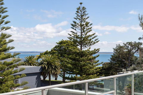 Ocean View Penthouse By Ready Set Stay - Darwin Holiday 2