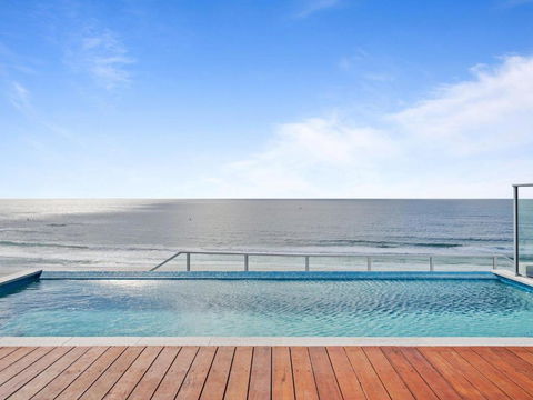 Ocean Views Apartment With Rooftop Pool - CoastHM - Darwin Holiday 2