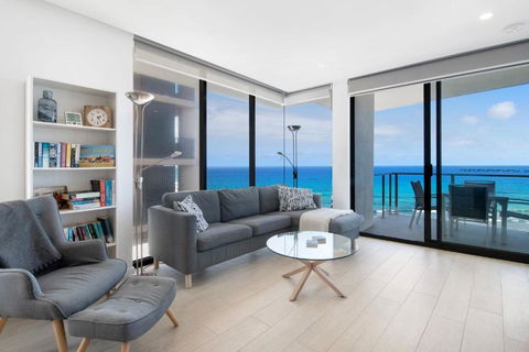 Ocean Views Apartment With Rooftop Pool - CoastHM - Darwin Holiday 1