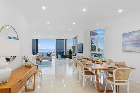 Ocean Vista Escape - A Lofty Beachfront Penthouse - Darwin Holiday 2