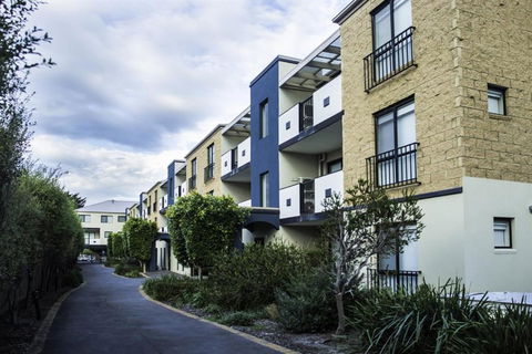 Oceanic On Thompson Apartments - Darwin Holiday 1