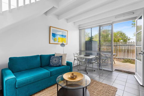 Oceanic Sorrento Apartment - Darwin Holiday 1