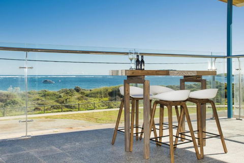 Oceans View - Luxury Apartment With Ocean Views - Darwin Holiday 1