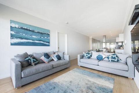 Oceans View - Luxury Apartment With Ocean Views - Darwin Holiday 3
