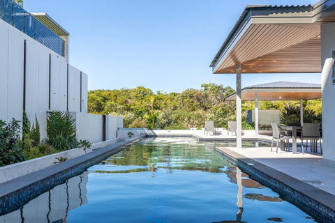 Oceanus Oasis At Bokarina Beach -stunning Modern Coastal Apartment - Darwin Holiday 1