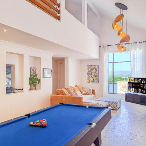 Oceanview Holiday House With Pool Table, Hot Tub, Massage Chair - Darwin Holiday 0