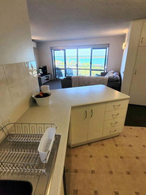 Oceanview Apartment - Darwin Holiday 3