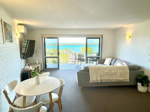 Oceanview Apartment - Darwin Holiday 1