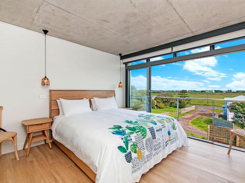 Oceanview - Darwin Holiday 3