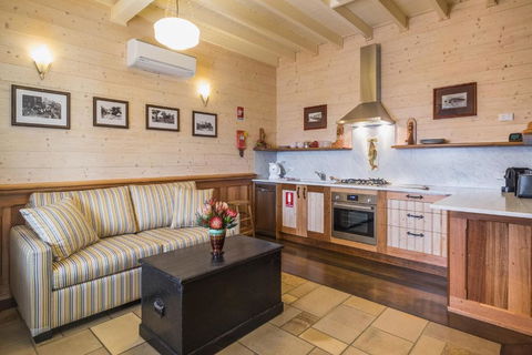 Old Bank Boutique Hotel - Darwin Holiday 2