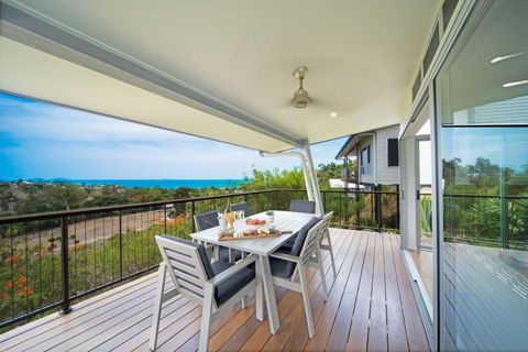 Oleander Holiday Home - Airlie Beach - Darwin Holiday 2