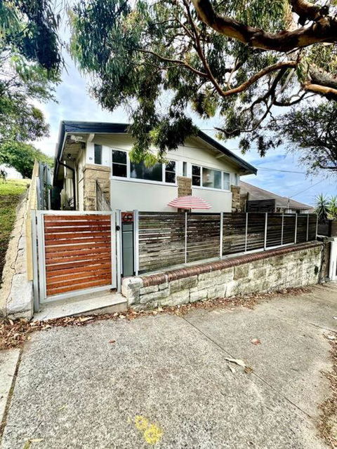 One Bed Apartment - Coogee Beach - Darwin Holiday 0