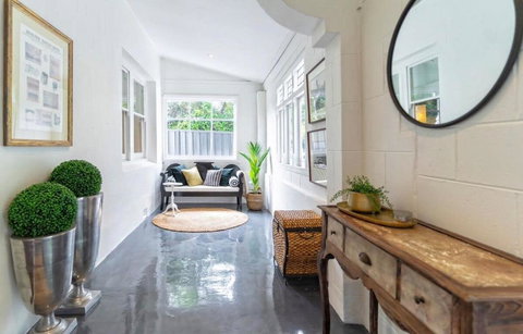 One Eleven Stirling - Darwin Holiday 2