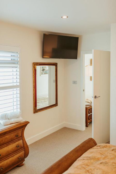 ONE Luxury Apartment - Darwin Holiday 3