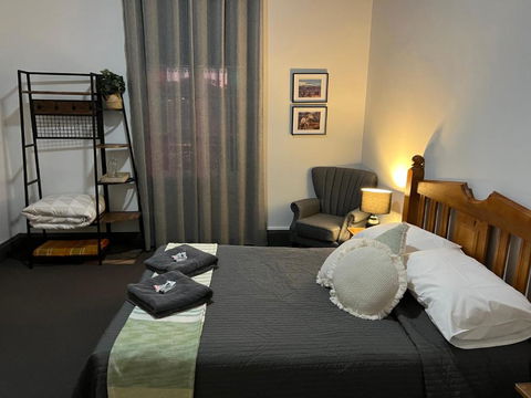 Oriental Hotel Tumut - Darwin Holiday 1