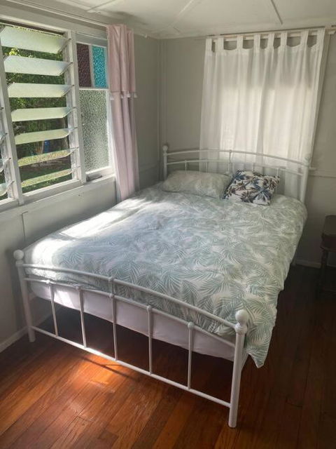 Original Surf Cottage In Heart Of Pottsville Beach - Darwin Holiday 2