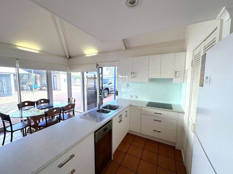 Osprey Holiday Village Unit 123 - Darwin Holiday 2