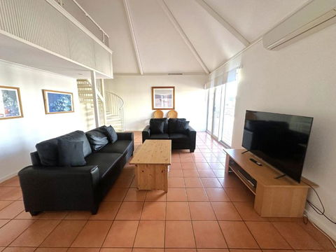 Osprey Holiday Village Unit 123 - Darwin Holiday 3
