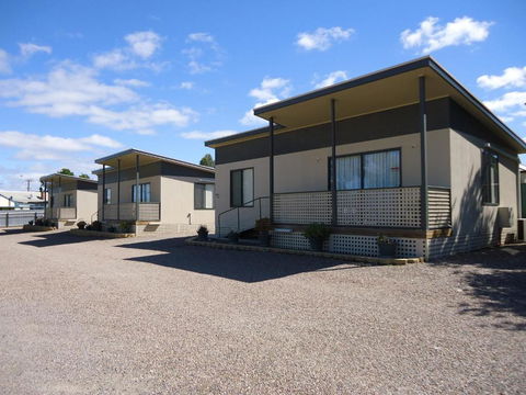 Oval Motel - Murray Bridge - Darwin Holiday 0