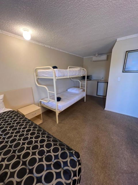 OVERLANDER MOTOR LODGE - Darwin Holiday 3