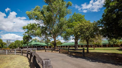 Overlander Homestead Motel - Darwin Holiday 2