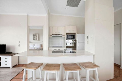 Ocean View Unit With Private Rooftop - Darwin Holiday 3