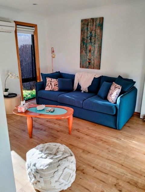 Peaceful Pet Friendly 1 Bedroom Cottage On 1 Acre - Darwin Holiday 1