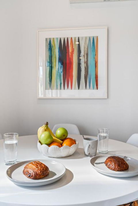 Park Life! Elegant & Sun-Filled 2 Bed 2 Bath Home In Caulfield North - Darwin Holiday 3