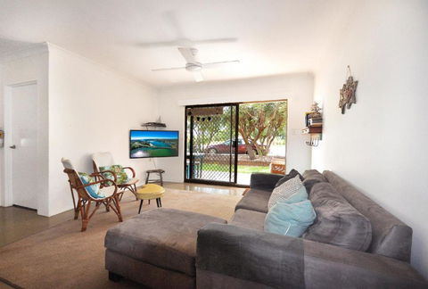 Pacific Palms 1, Unit 1, 9-11 Terrace Street Evans Head - Darwin Holiday 2