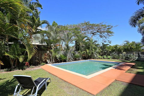 Pacific Reef By Kacys - Darwin Holiday 1