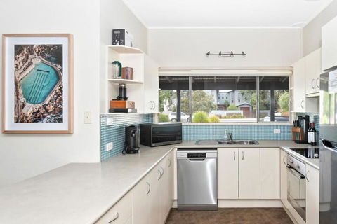 Pacifica - Darwin Holiday 1